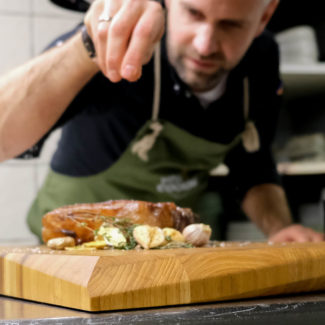 schreinerei-ludwigsburg-weyfra-kategorie-slider-tectona-schneidebrett
